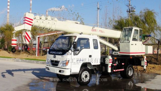 點擊查看詳細信息<br>標題：8噸汽車吊 閱讀次數：3197