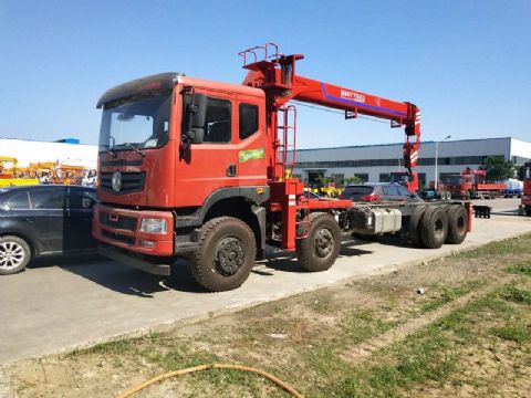 點擊查看詳細信息<br>標題：12噸前四后八隨車吊 閱讀次數：1876