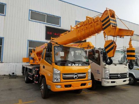 點擊查看詳細信息<br>標題：10噸凱馬汽車吊 閱讀次數：2183
