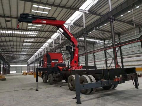 點擊查看詳細信息<br>標題：15噸折臂吊 閱讀次數：2774