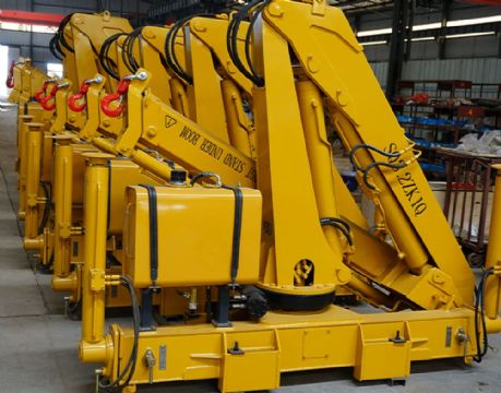 點擊查看詳細信息<br>標題：SQ3S3  3.2噸折臂吊 閱讀次數：2660