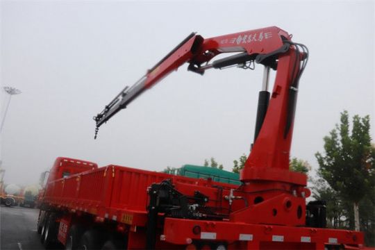 點擊查看詳細信息<br>標題：SQ5S3  5噸折疊臂 閱讀次數：3319